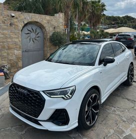 Audi Q3 35 TDI S tronic line edition Aut. Led .Tetto Apribile Pelle Navy Camera Matrix