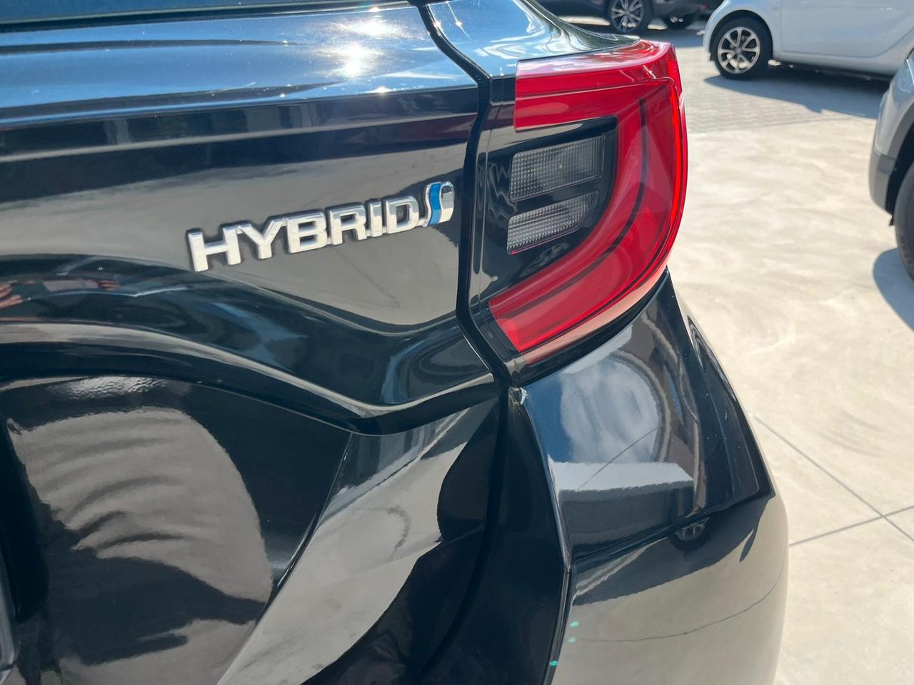 Toyota Yaris 1.5 Hybrid 5 porte Trend