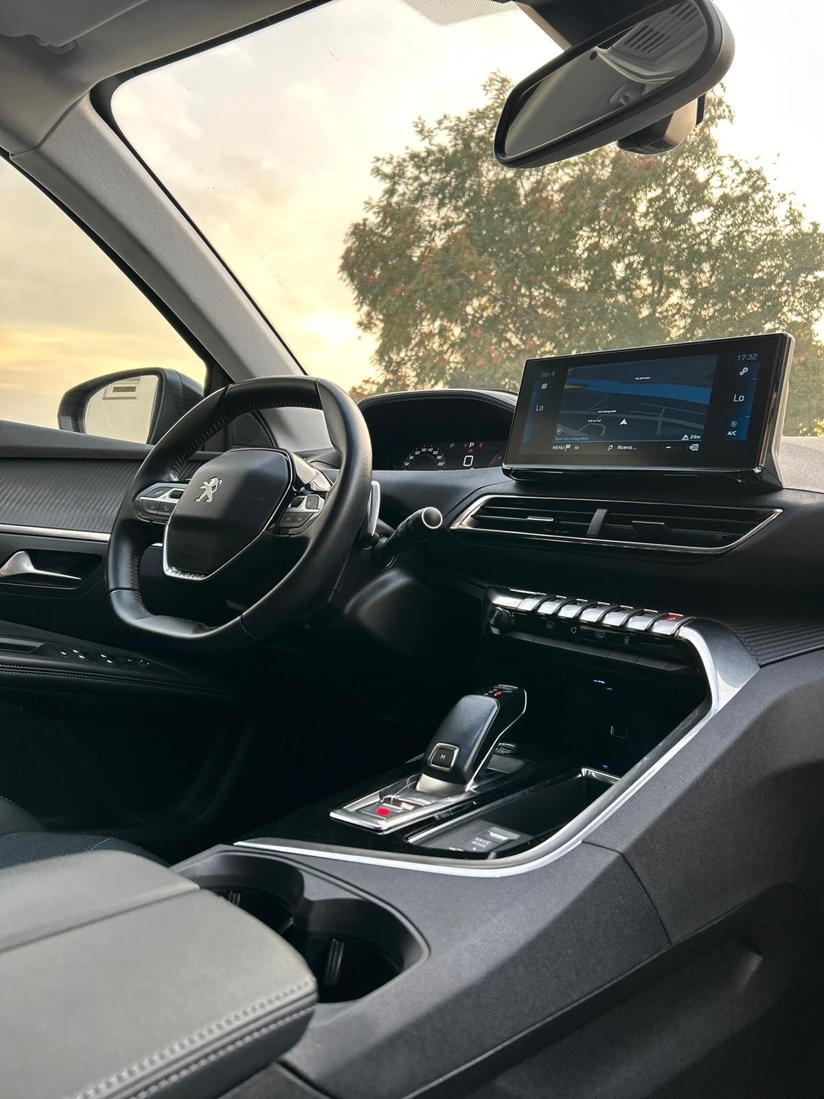 Peugeot 3008 BlueHDi 130 S&S EAT8 Allure