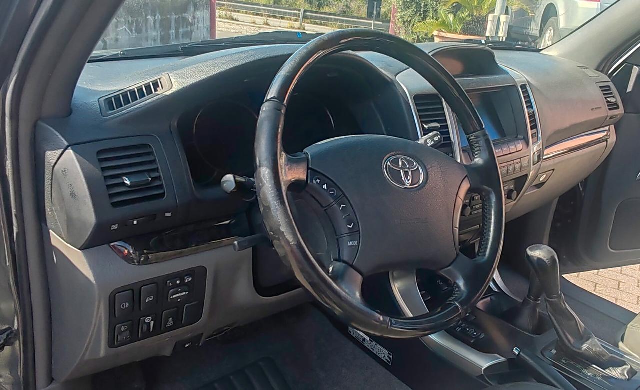 Toyota Land Cruiser 3.0 D4-D aut. 5 porte