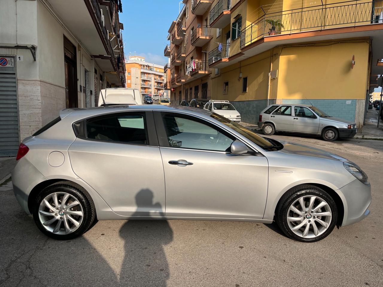 Alfa Romeo Giulietta 1.6 JTDm-2 105 CV Distinctive