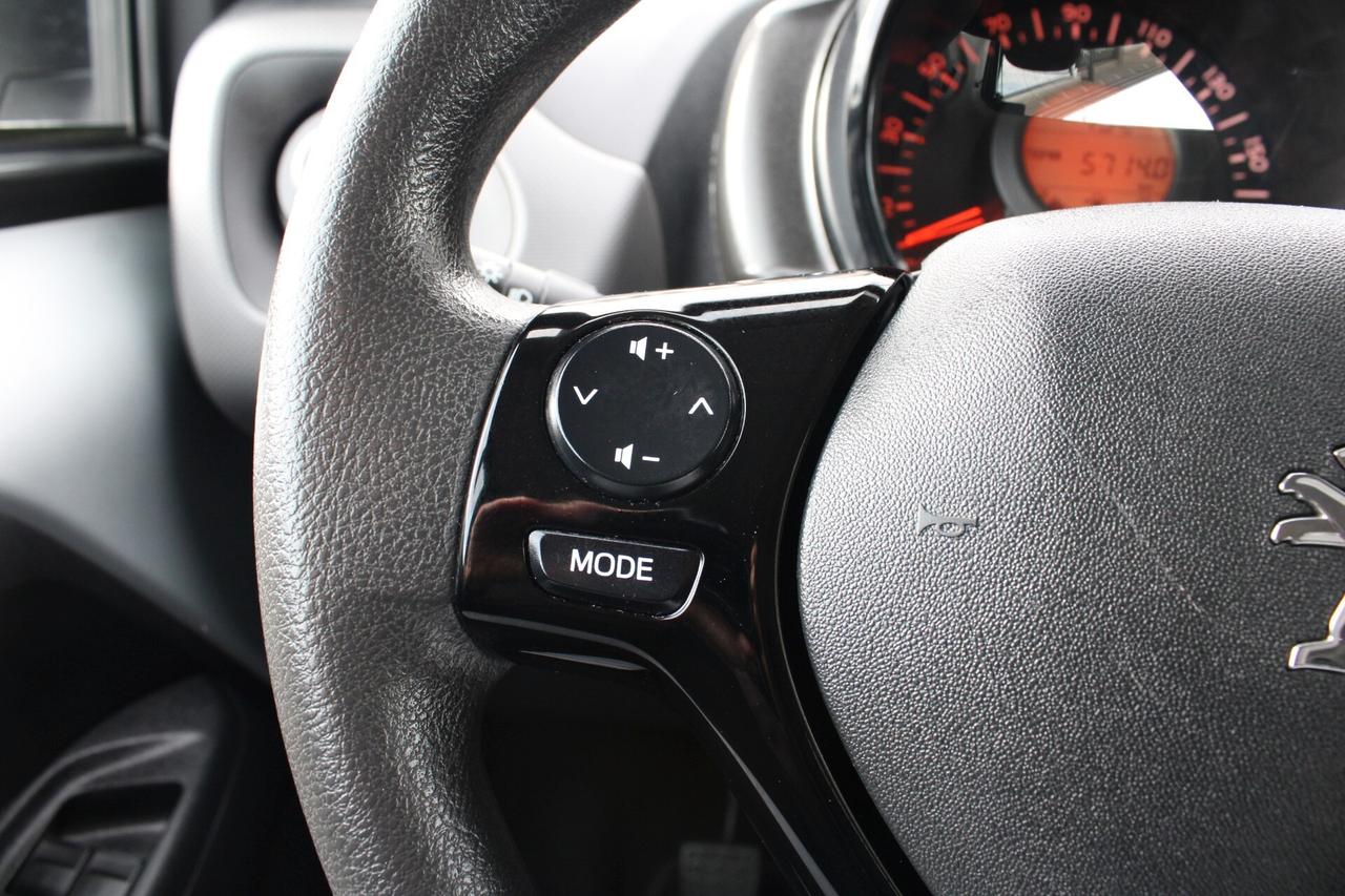 Peugeot 108 VTi 72 S&S 5 porte Allure