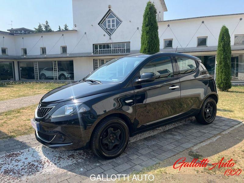 Lancia Ypsilon 1.0 FireFly 70cv Hybrid Gold