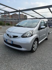 Toyota Aygo 1.0 12V VVT-i 5 porte Sol