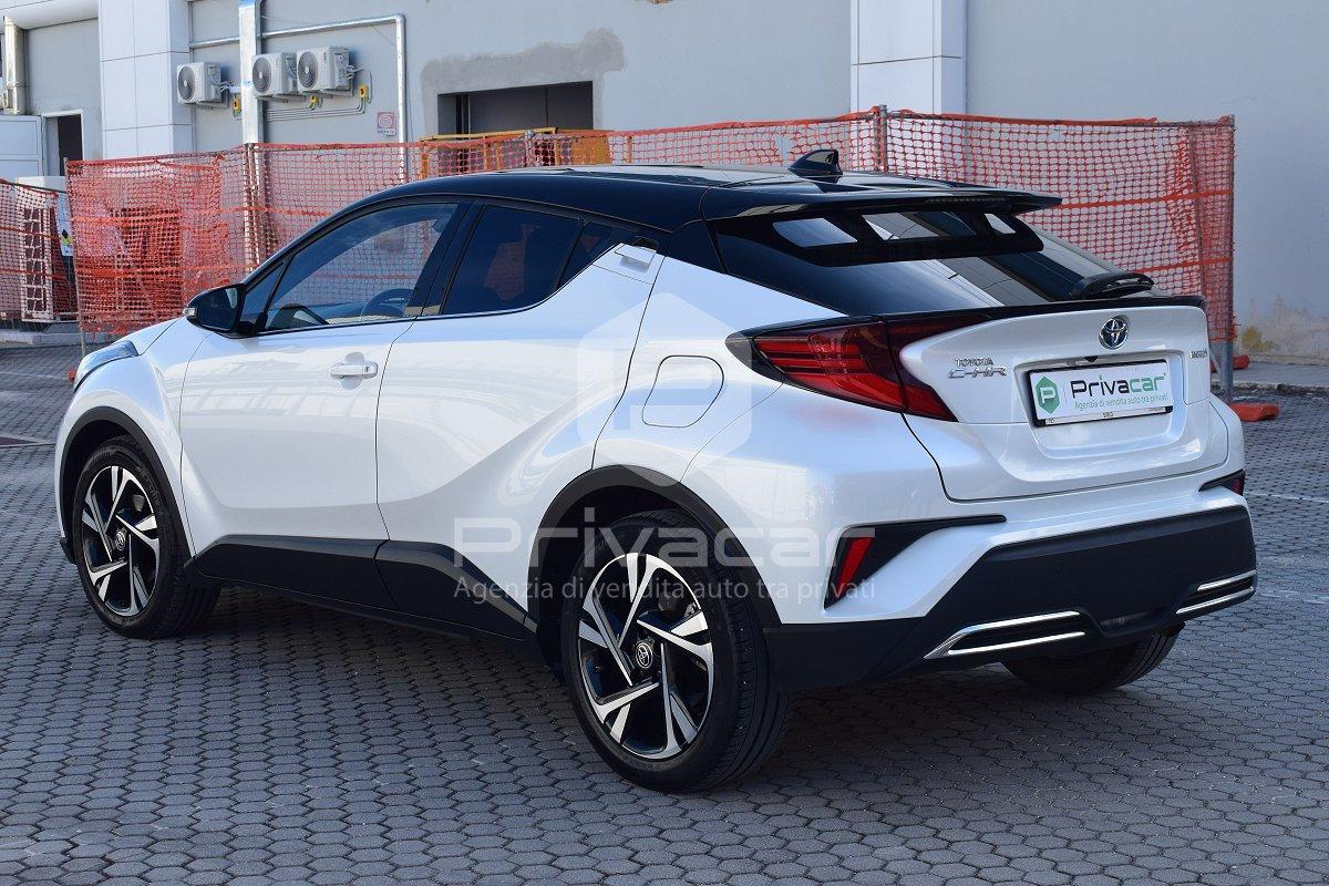 TOYOTA C-HR 2.0 Hybrid E-CVT Trend