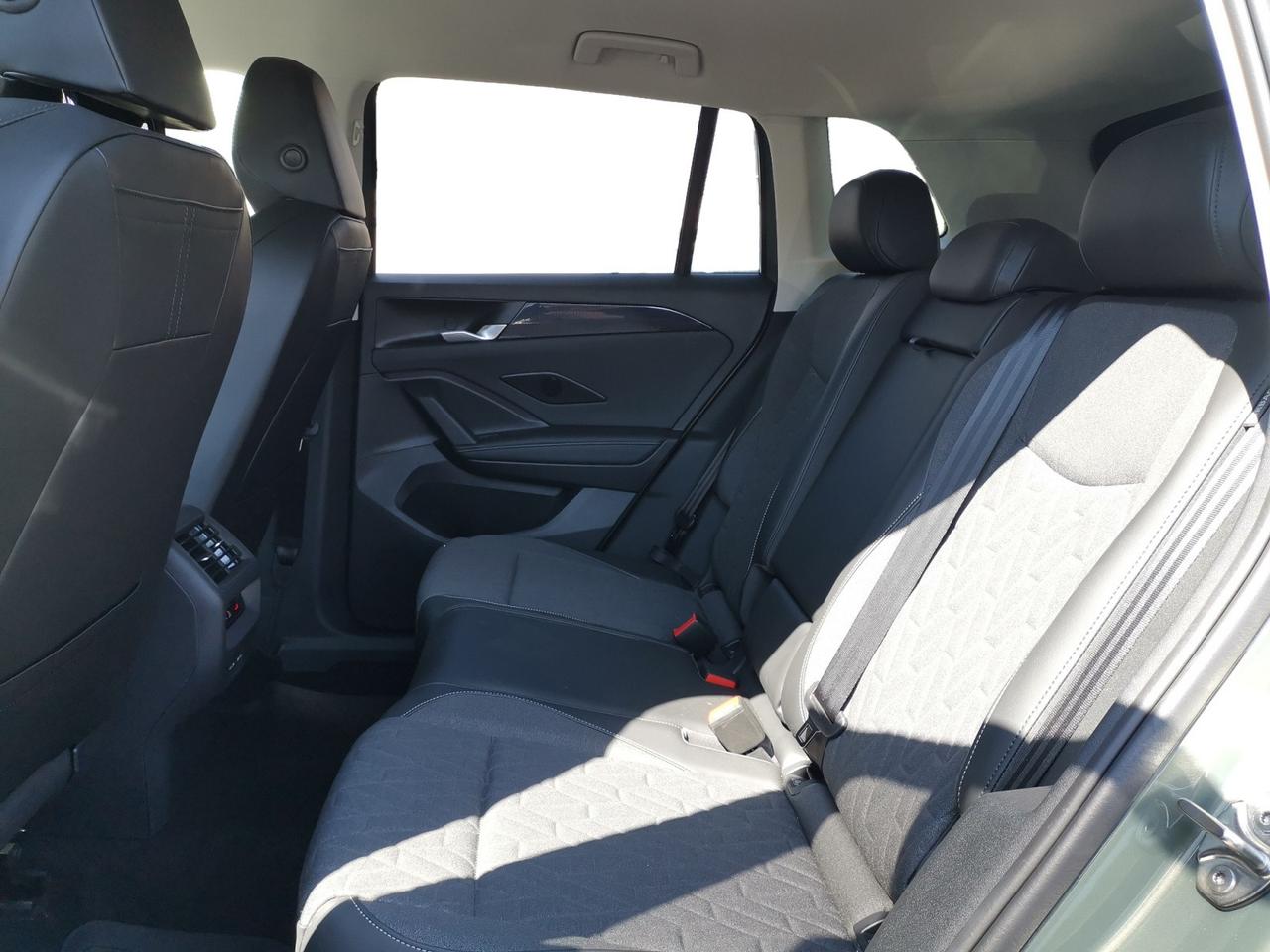 VOLKSWAGEN Tiguan III 2024 - Tiguan 1.5 etsi Edition Plus 150cv dsg