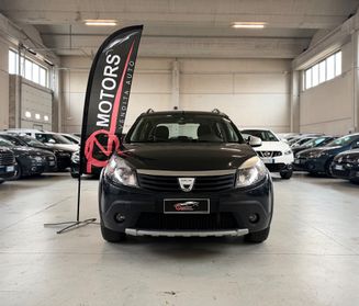 Dacia Sandero Stepway 1.6 8V GPL 85CV NEOPATENTATI