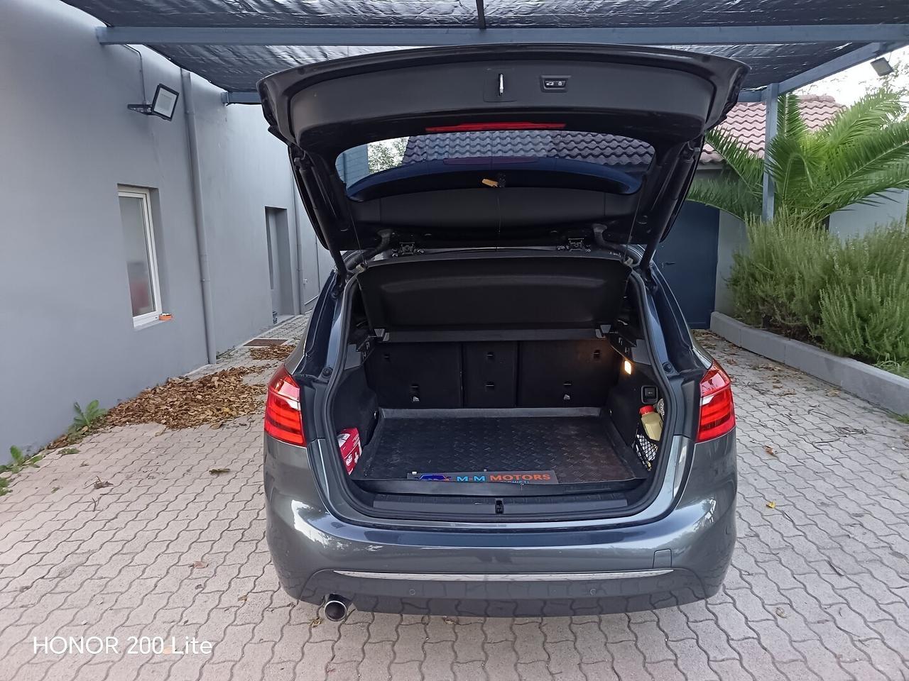 BMW 218 d Active Tourer Luxury -