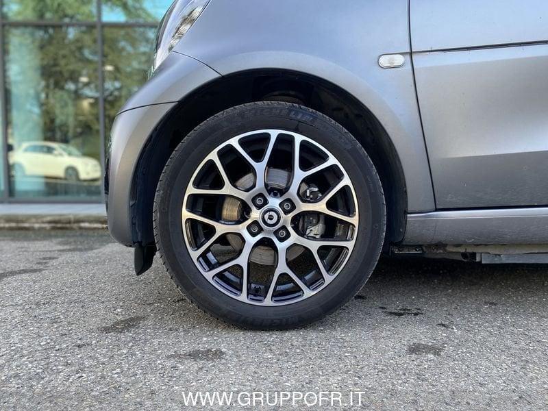 smart fortwo EQ Passion