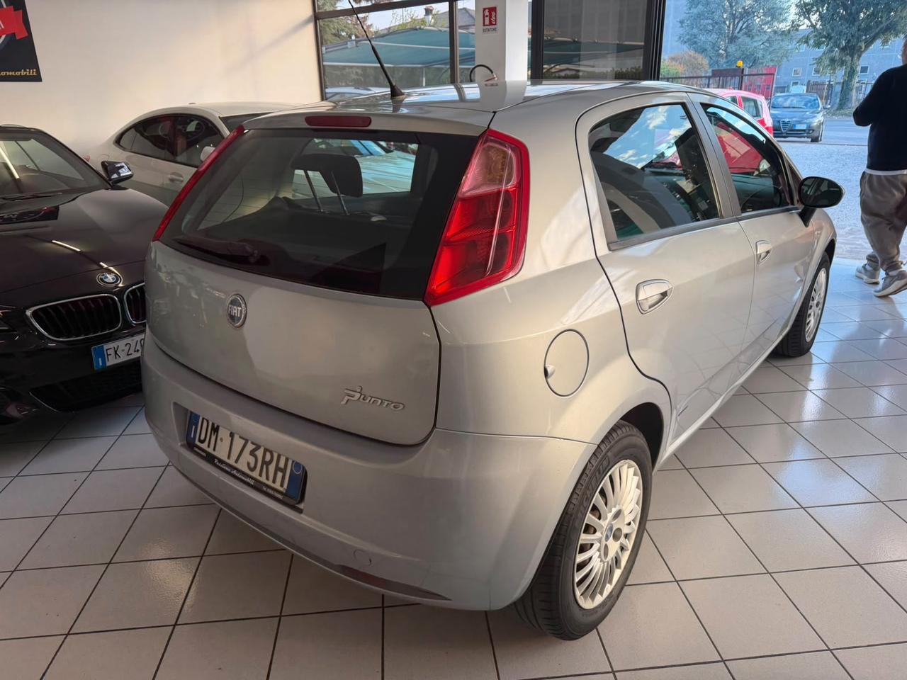 Fiat Punto 1.2 Dynamic 65cv 5p NEOPATENTATI