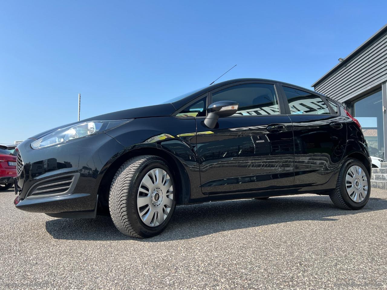 FORD Fiesta Plus 1.5 TDCi 75 CV 5p. IVA DEDUCIBILE