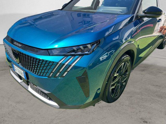 PEUGEOT 5008 Hybrid 145 e-DCS6 GT