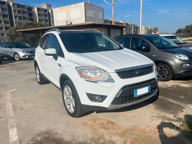 Ford Kuga 2.0 TDCi 136 CV 4WD Titanium DPF