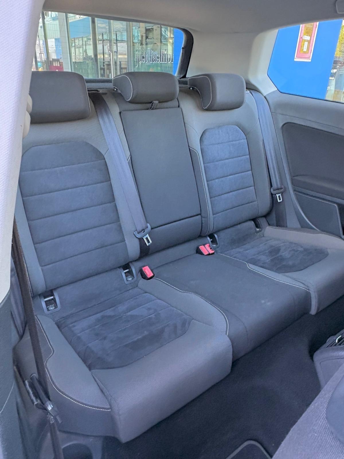 Volkswagen Golf 7 2.0 TDI 3p. Highline BlueMotion Technology