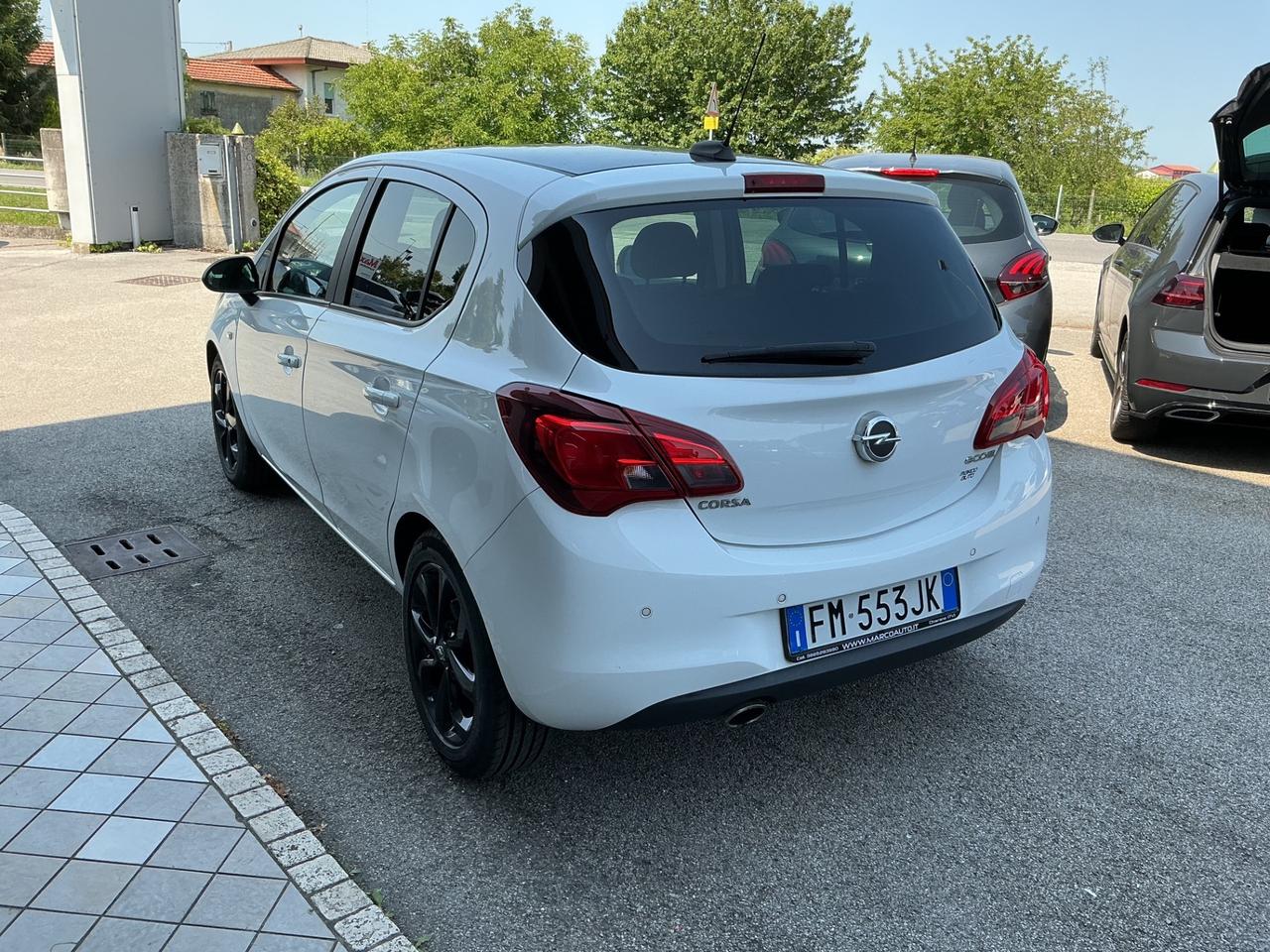 Opel Corsa 1.0 Turbo GPL Neopatentati