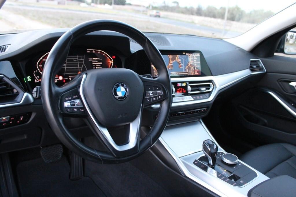 BMW Serie 3 Aut. 318 d *Pelle *Carplay