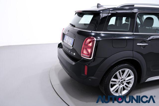 MINI Countryman 1.5 COOPER ESSENTIAL AUTOMATICA