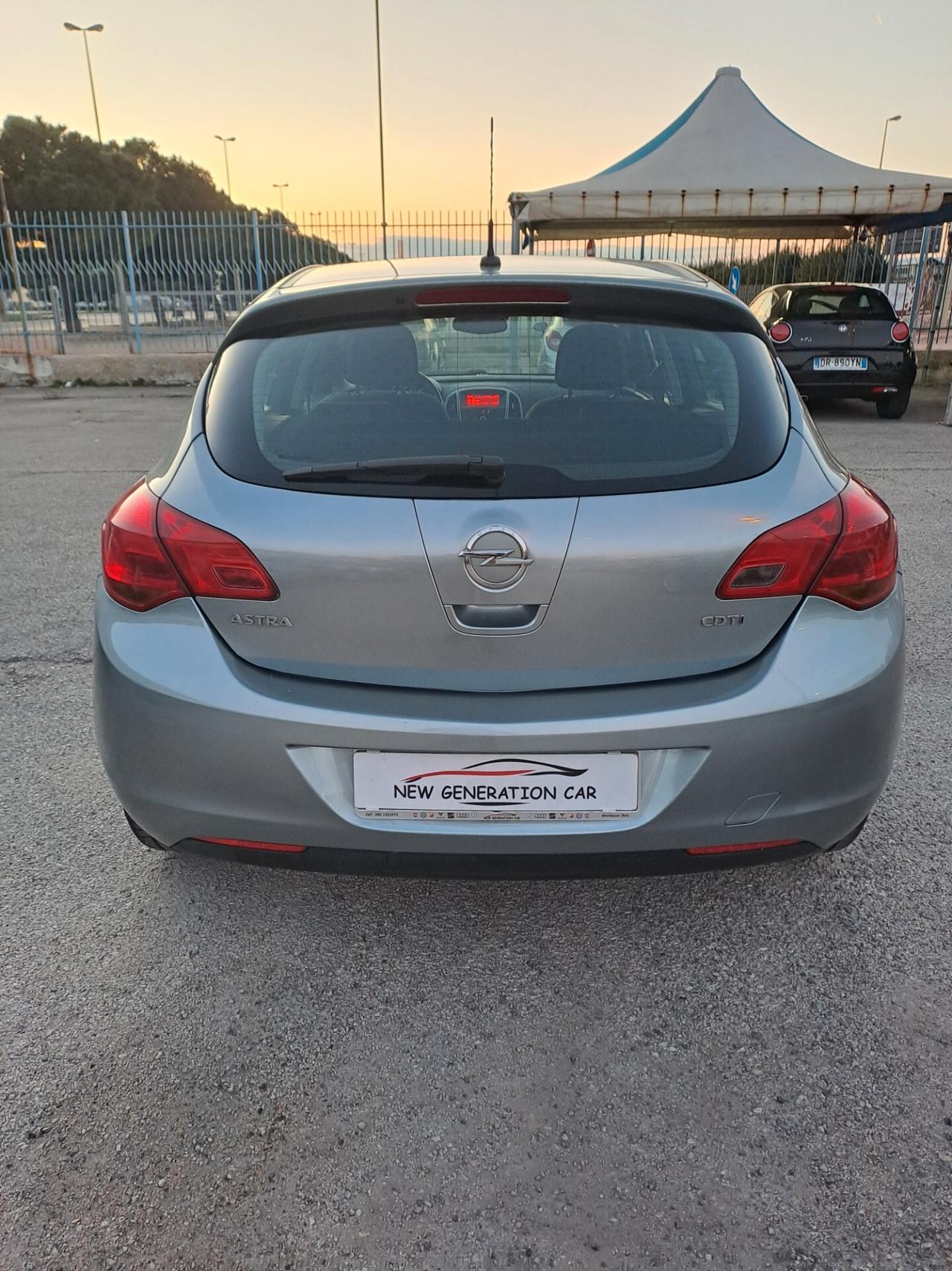 Opel Astra 1.7 CDTI 110CV 5 porte Cosmo