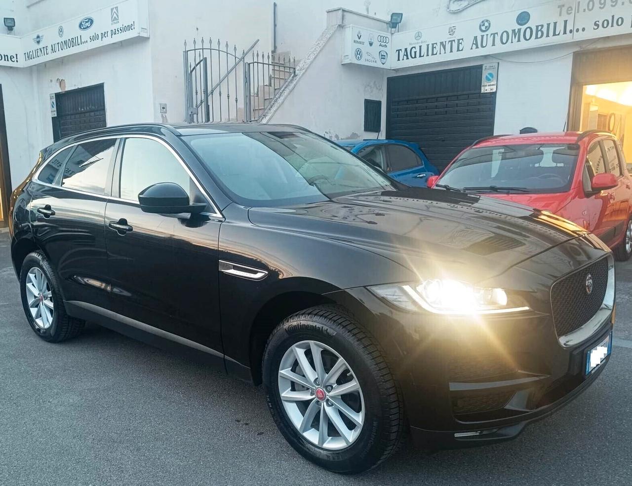 Jaguar F-Pace 2.0 D 180 CV AWD Prestige