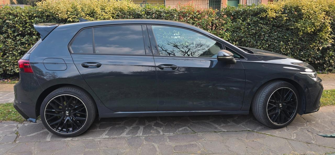 Volkswagen Golf 1.5 eTSI 130 CV EVO ACT DSG Style