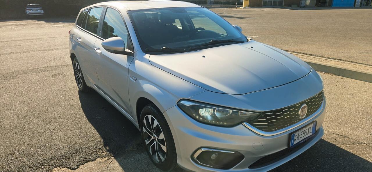 Fiat Tipo 1.6 Mjt S&S SW Mirror