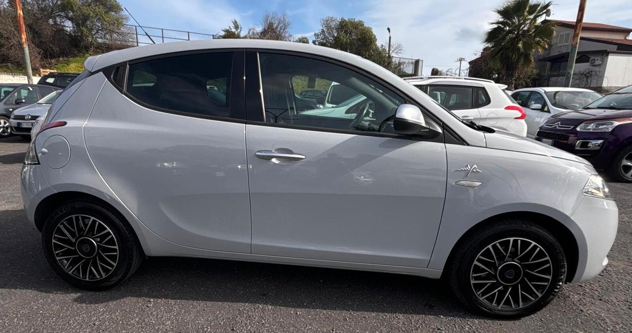 Lancia Ypsilon 1.3 MJT 16V 95 CV 5 porte S&S Mya