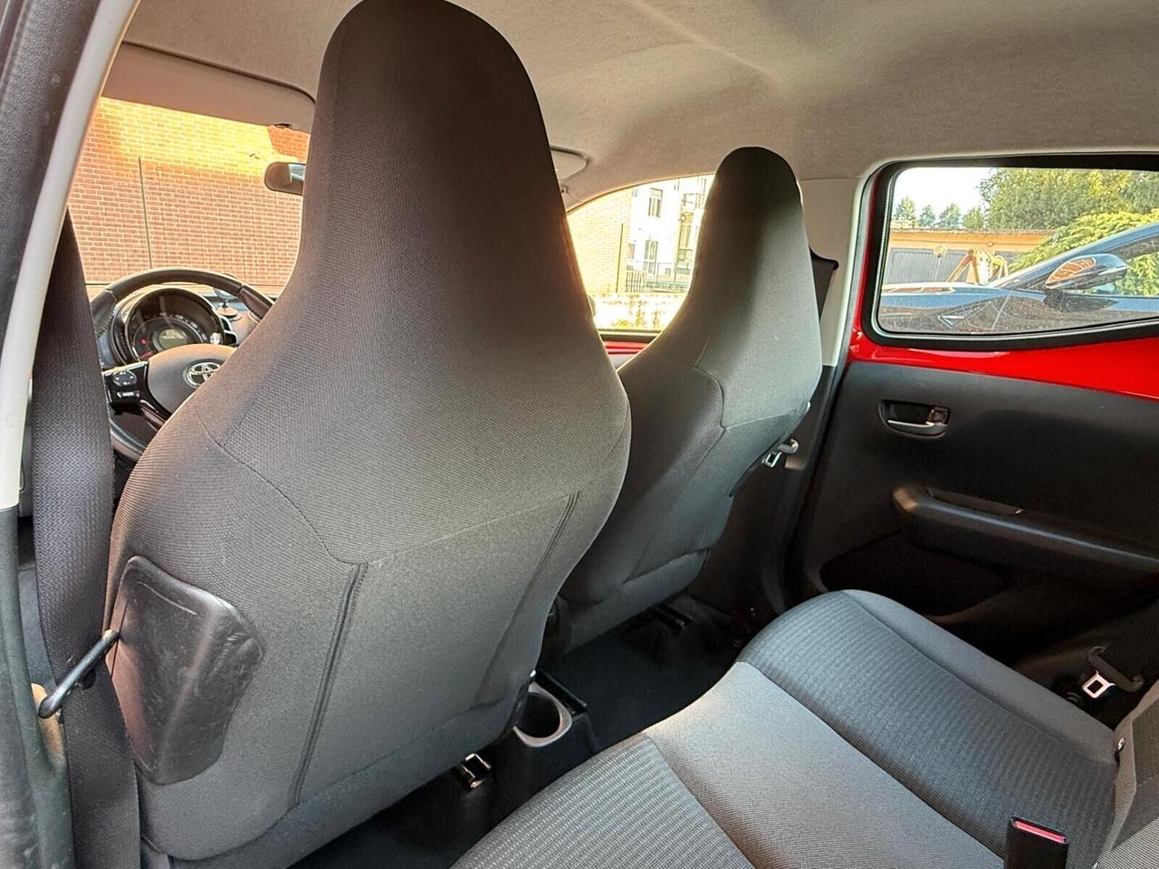 Toyota Aygo Connect 1.0 VVT-i 72 CV 5 porte x-cool MMT