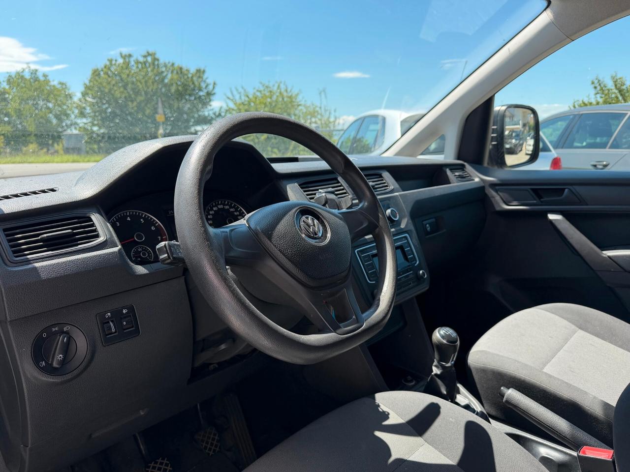 Volkswagen Caddy 1.4 Furgone Neopatentati