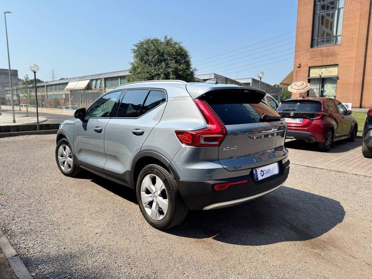 Volvo XC40 2.0 d3 Momentum auto my21