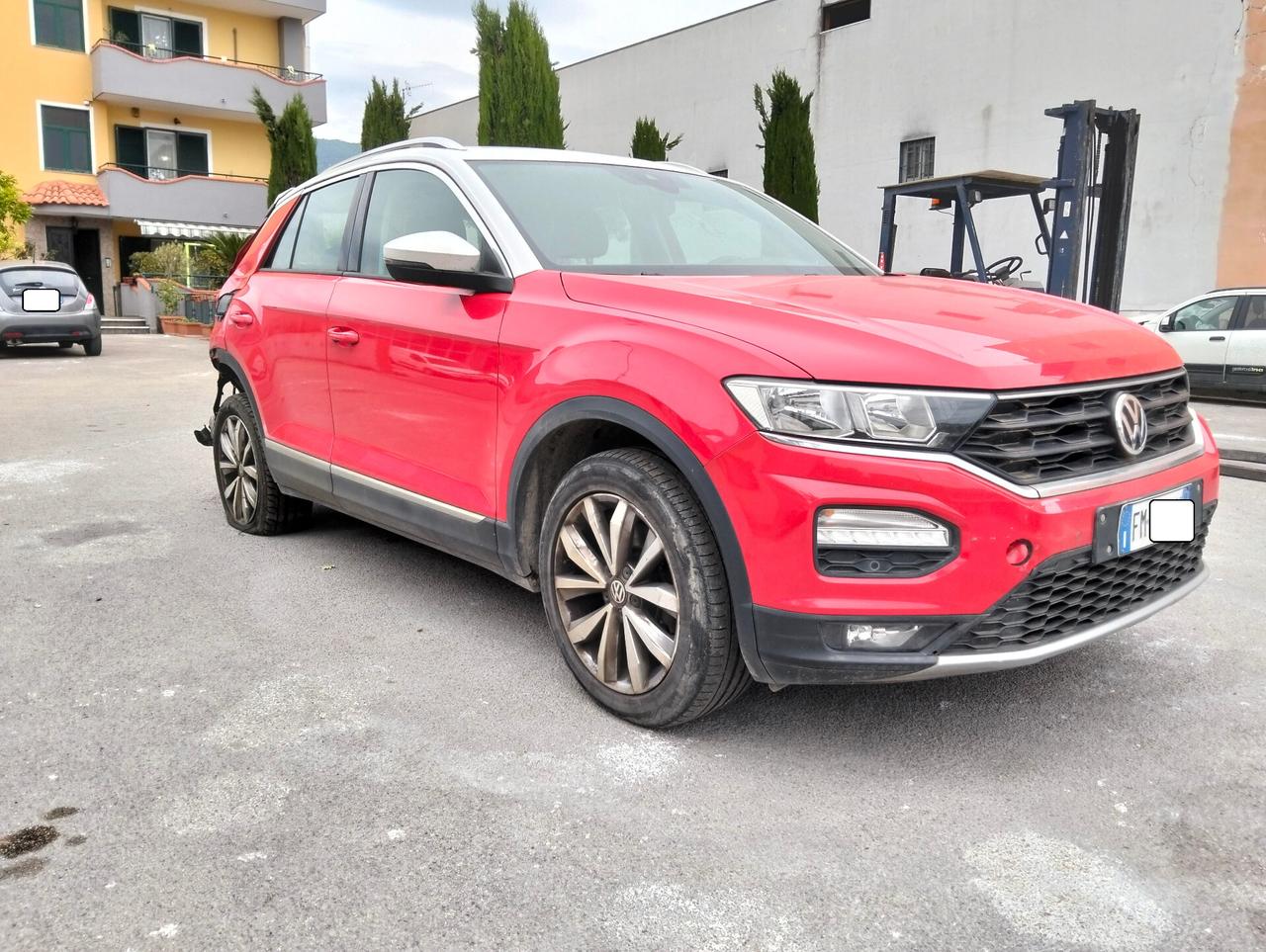 VW T-Roc 2.0 TDI 150cv DSG 4x4 2018 SINISTRATA