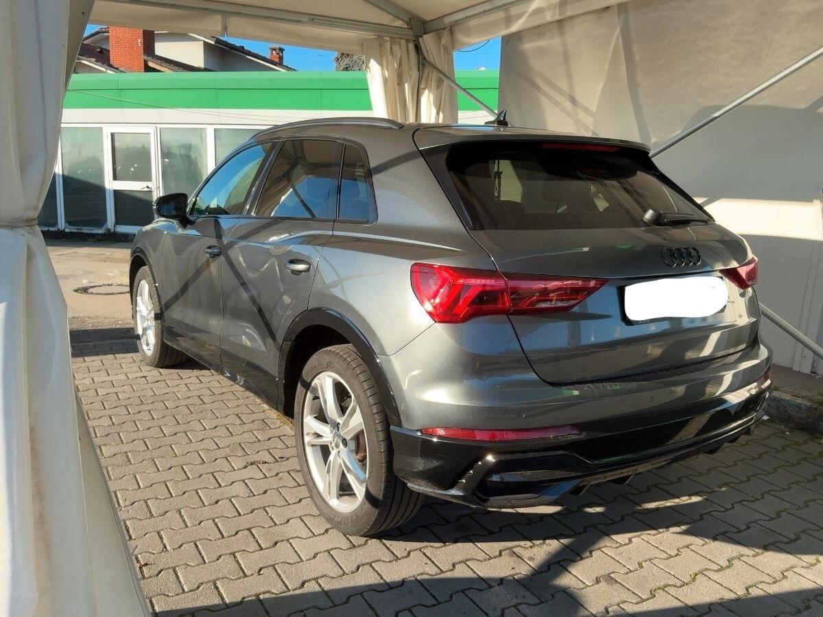 Audi Q3 35 TDI S tronic line edition