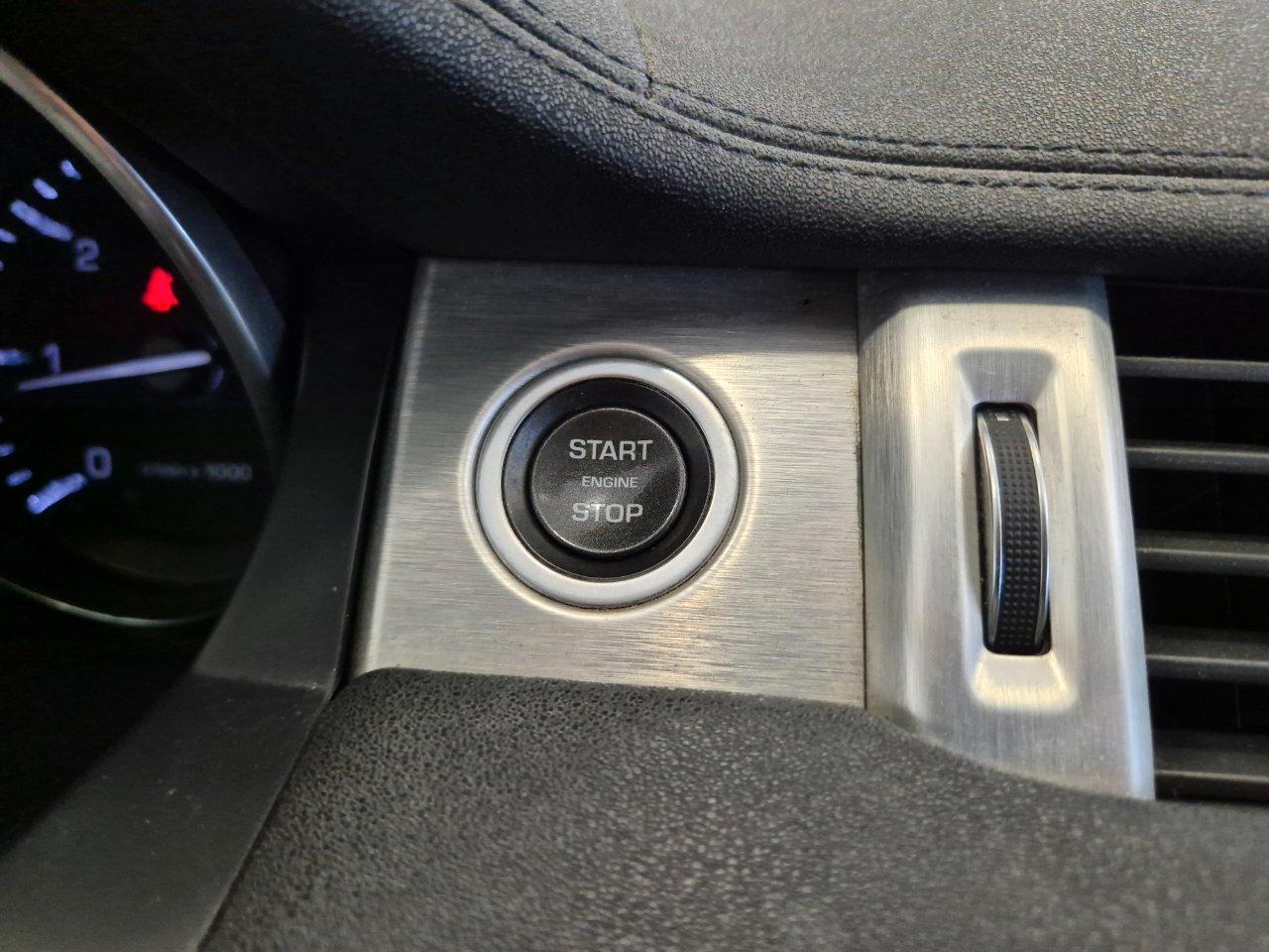Land Rover Range Rover Evoque 5p 2.2 td4 Dynamic 150cv - UNIPROPRIETARIO - Sens. Park. - Bluetooth