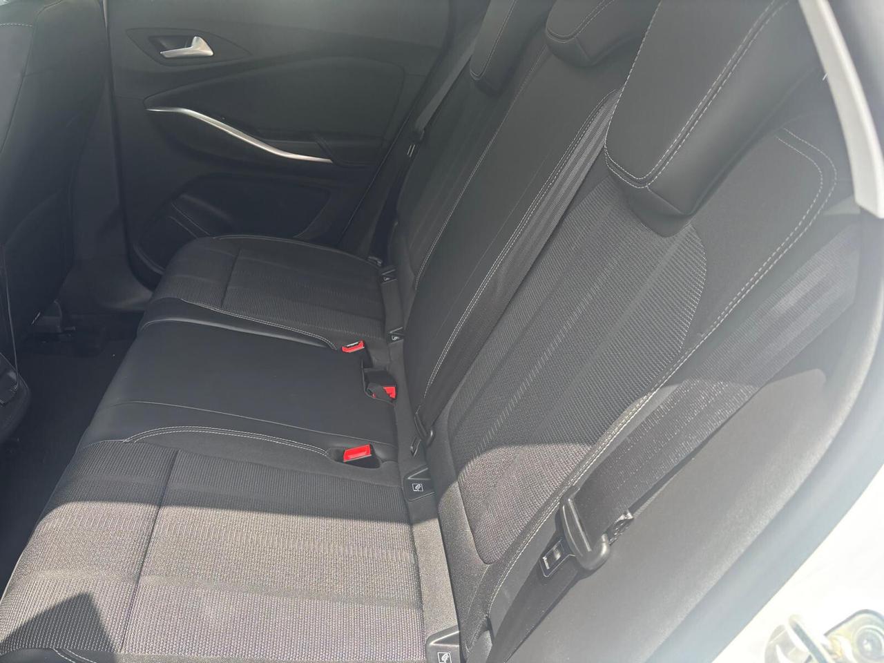 Opel Grandland 1.2 Turbo 12V 130 CV aut. Business Elegance
