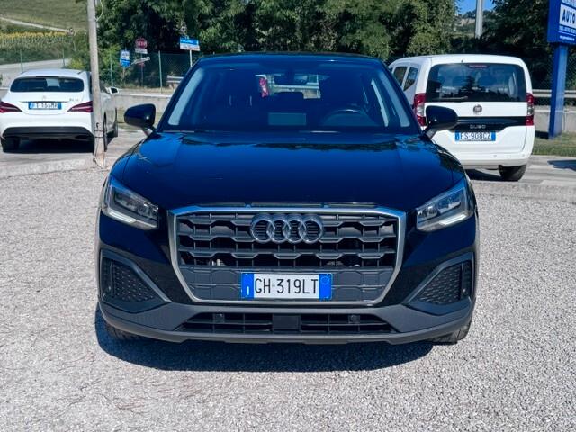 Audi Q2 30 TFSI Identity Black
