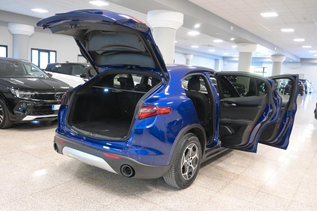 Alfa Romeo Stelvio 2.2 Turbodiesel 160 CV AT8 RWD Super Business