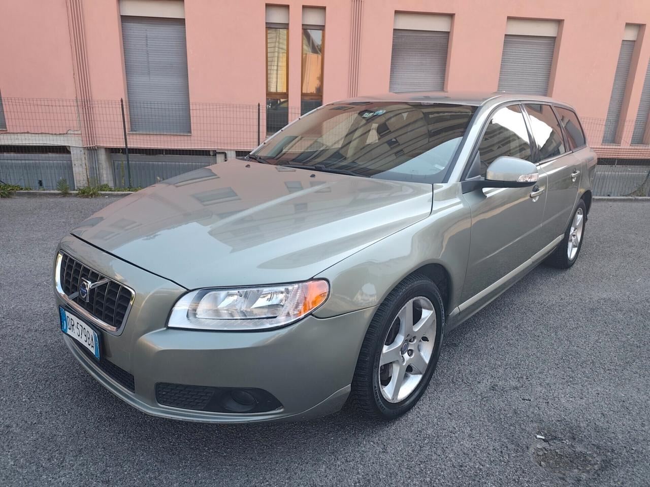 Volvo V70 2.4 D5 frizione volano nuove