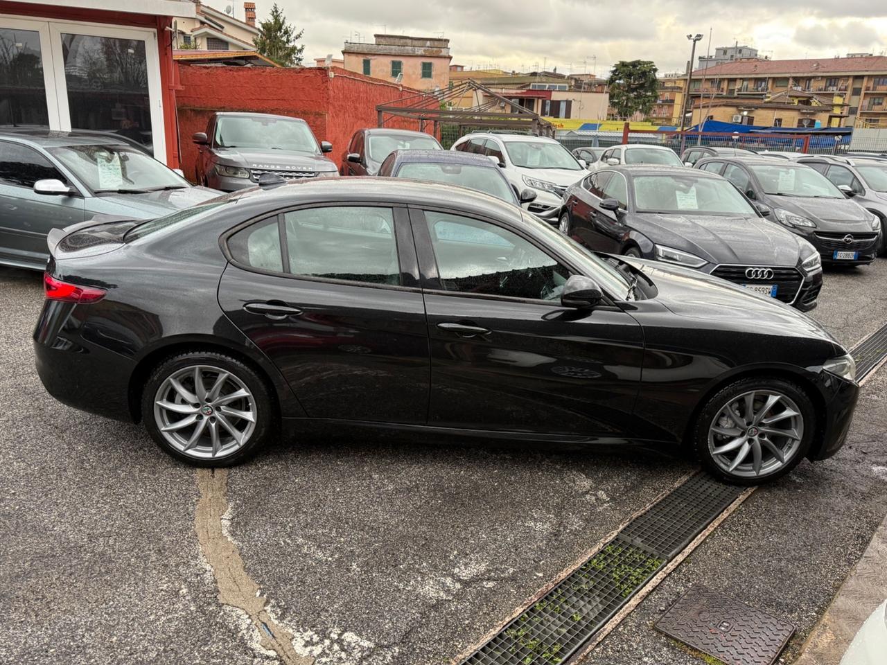 Giulia 2.2 Turbodiesel 160 CV AT8 B-Tech-unipro-rate-