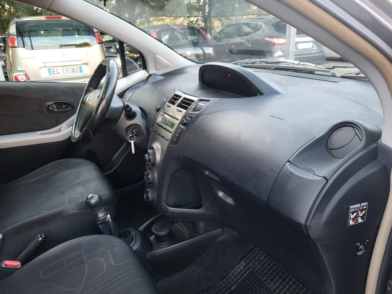 Toyota Yaris 1.0 3p Now Gpl LEGGERE BENE
