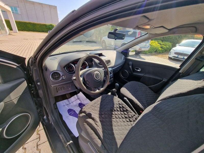 Renault Clio Clio 1.2 16V 5 porte Le Iene