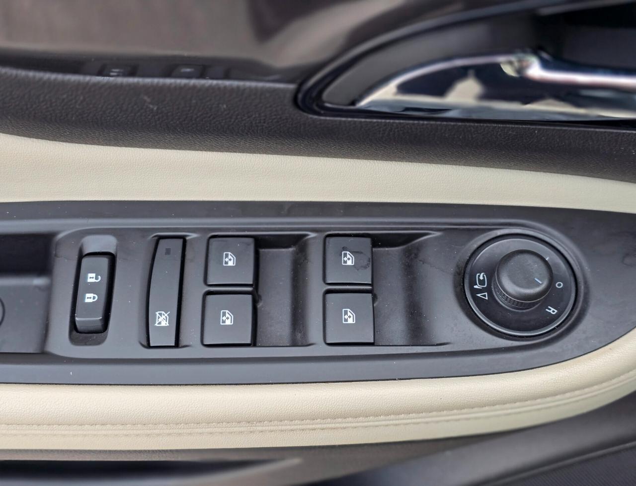 OPEL MOKKA X 1.6 CDTI 4X4 INNOVATION PARI AL NUOVO