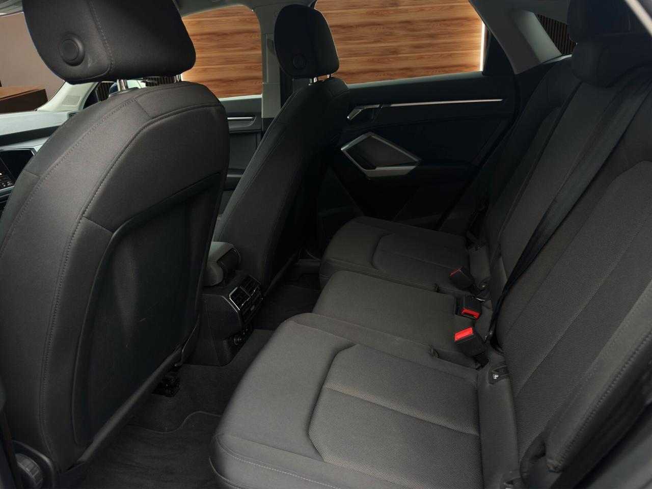 Audi Q3 SPB 35 TDI S tronic Business Plus