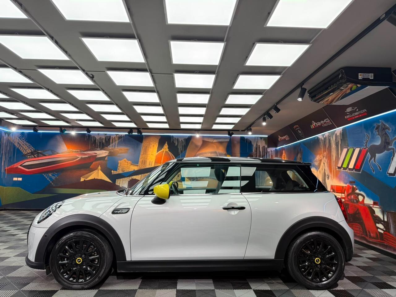 Mini Full Electric Cooper SE Yours (608)