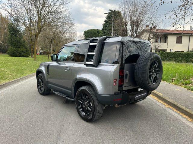 LAND ROVER Defender 90 3.0D I6 200 CV AWD Auto S BLACK PACK