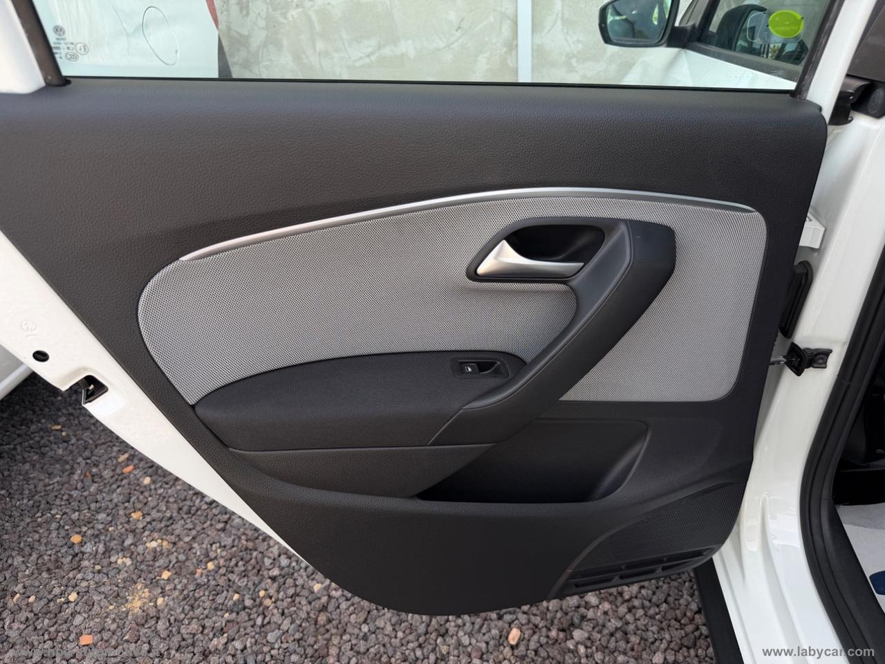 VOLKSWAGEN Polo Cross 1.4 TDI DSG BlueMotion Tech.