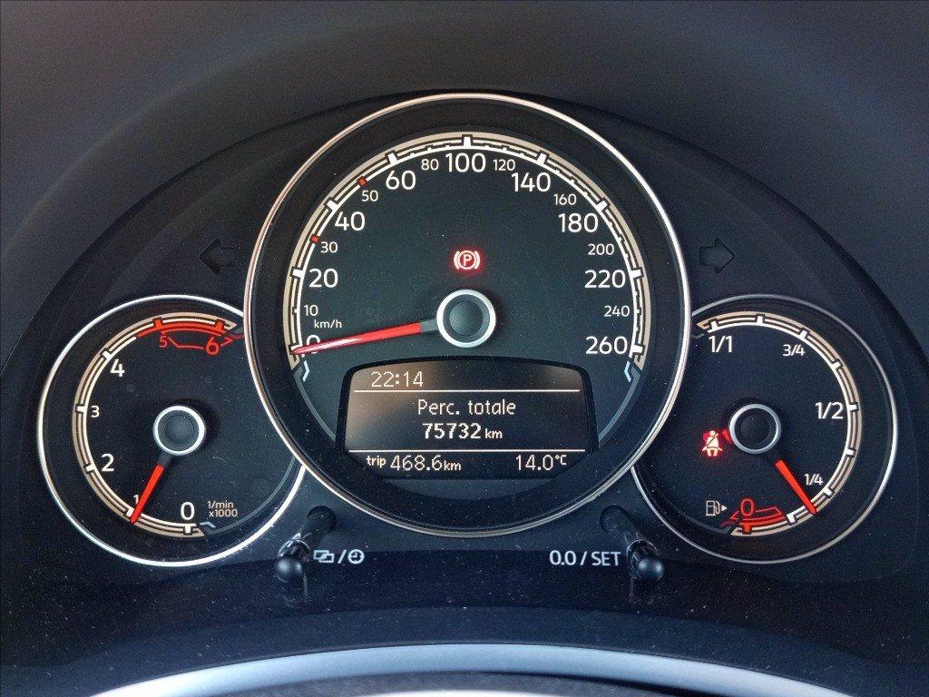 VOLKSWAGEN Maggiolino Cabrio 2.0 tdi Design 110cv del 2017