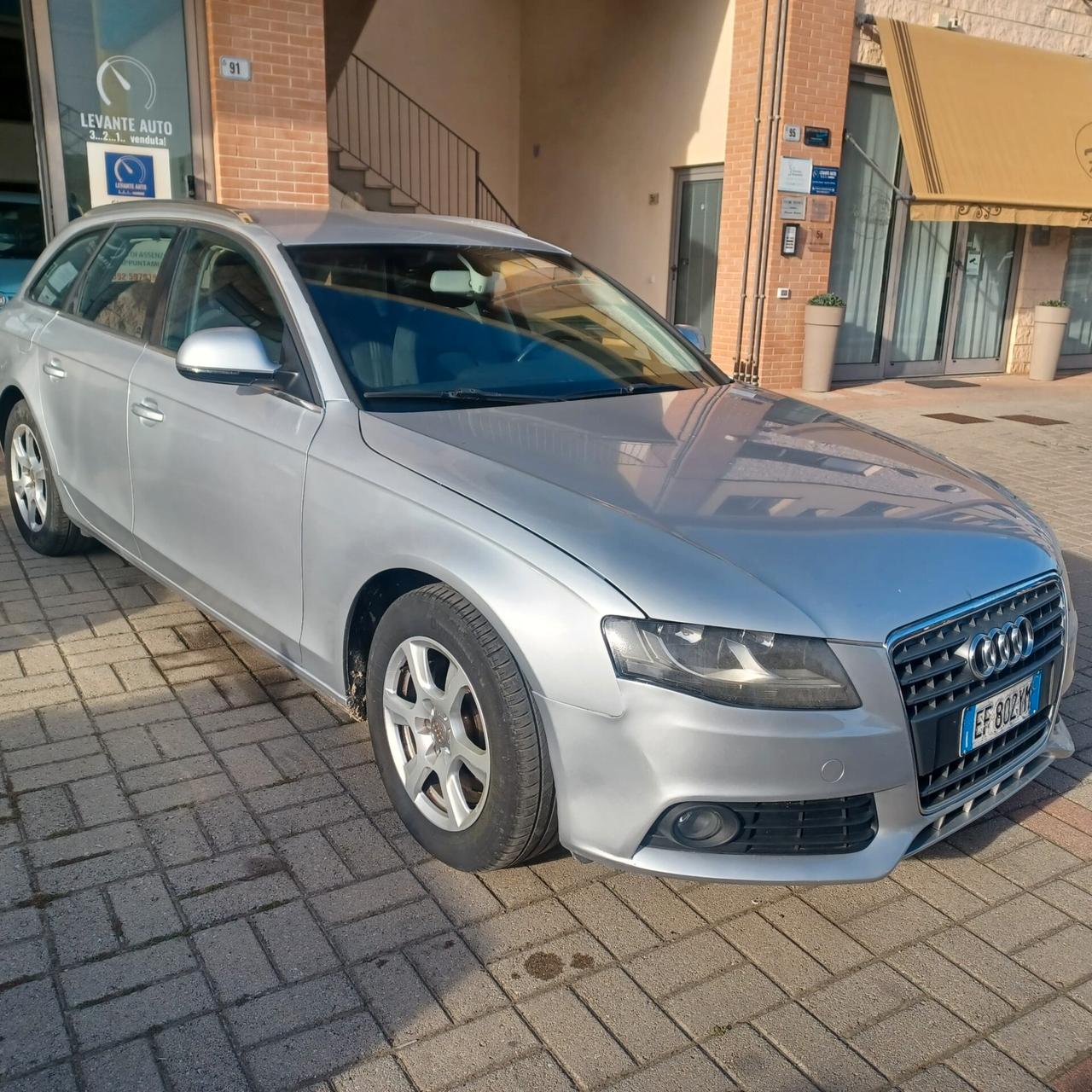 UNICO PRORIETARIO AUDI A4 2.O TDI GARANZIA 1 2MESI