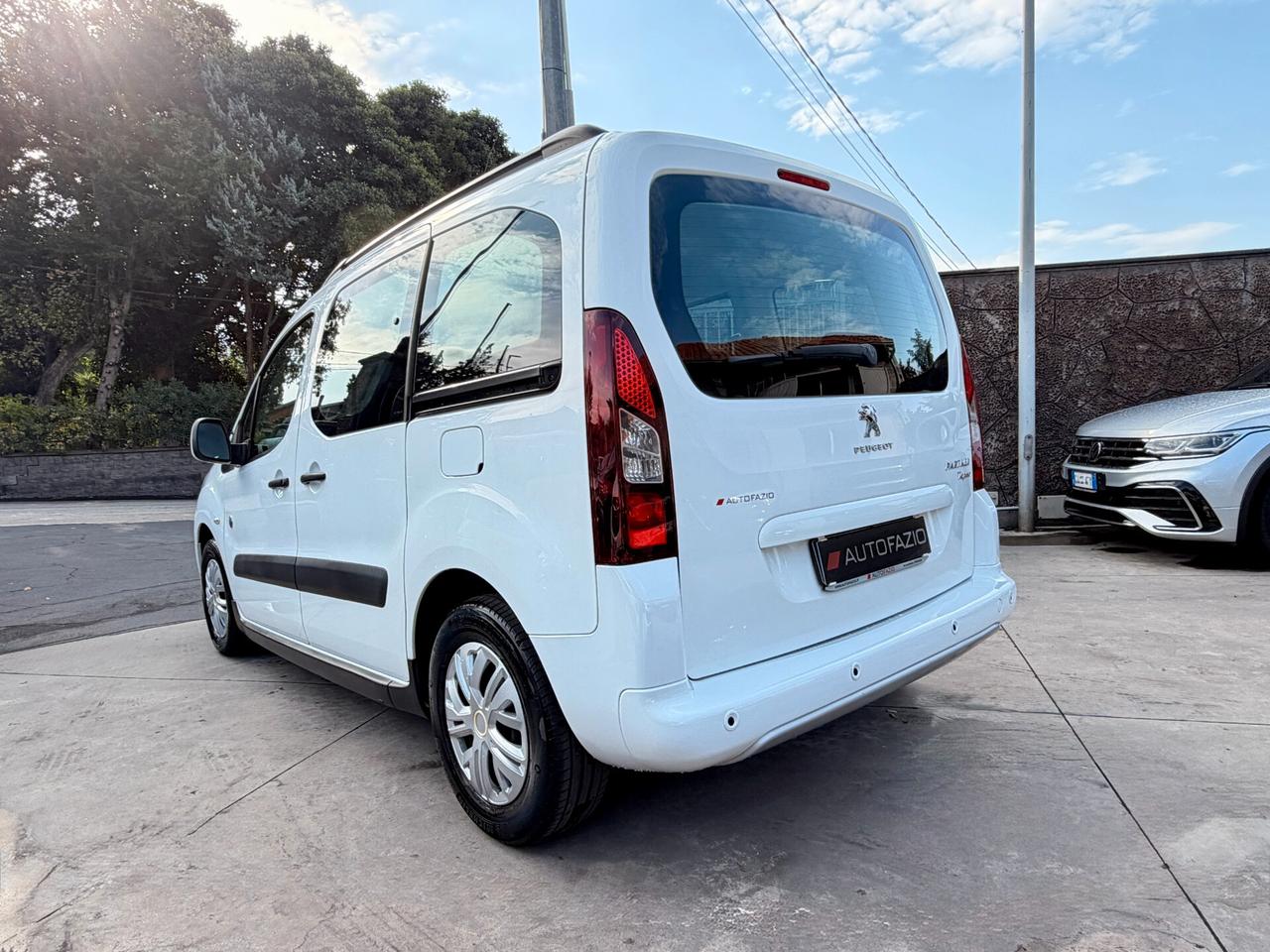 Peugeot Partner Tepee 1.6 HDi 92CV Outdoor