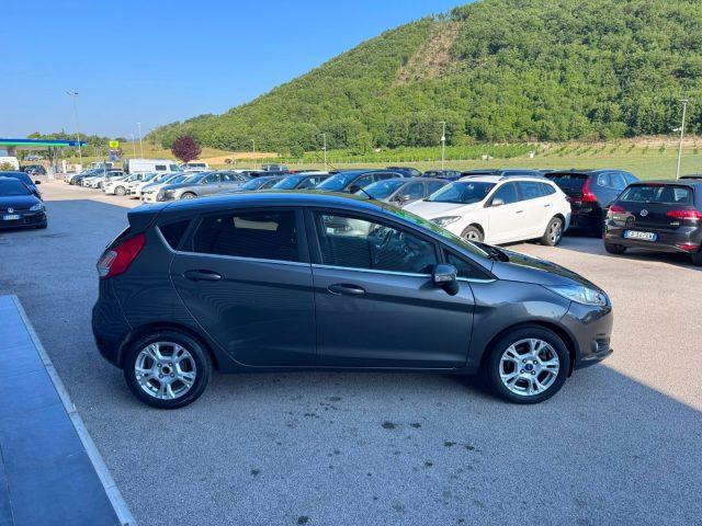 FORD Fiesta 1.4 5 porte GPL DI CASA Titanium OK NEOPATENTATO