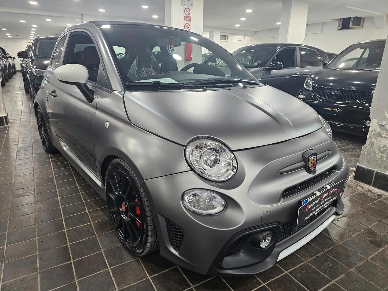 Abarth 595 C 1.4 Turbo T-Jet 180 CV Esseesse