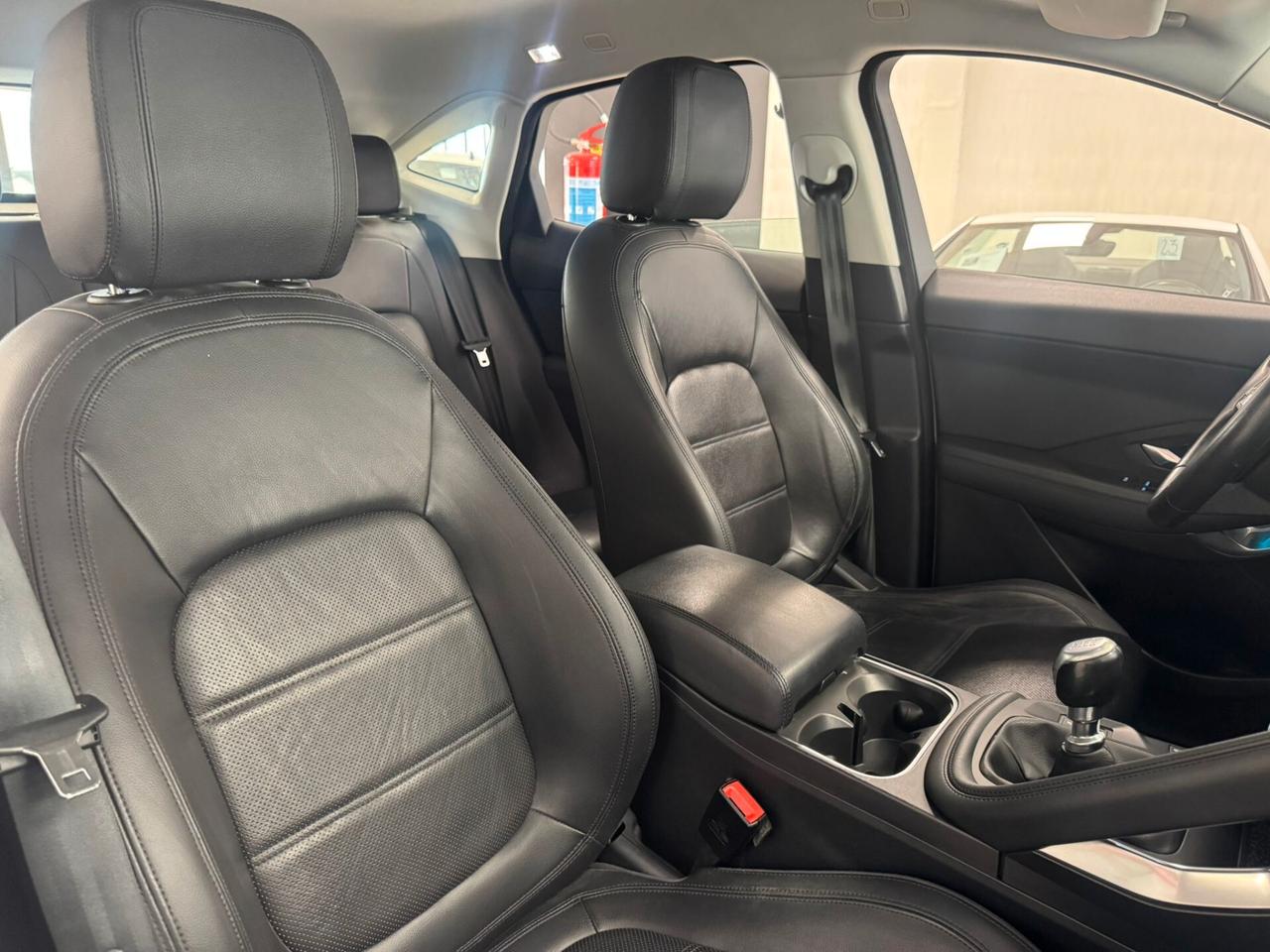 Jaguar E-Pace 2.0D 150 CV R-Dynamic S